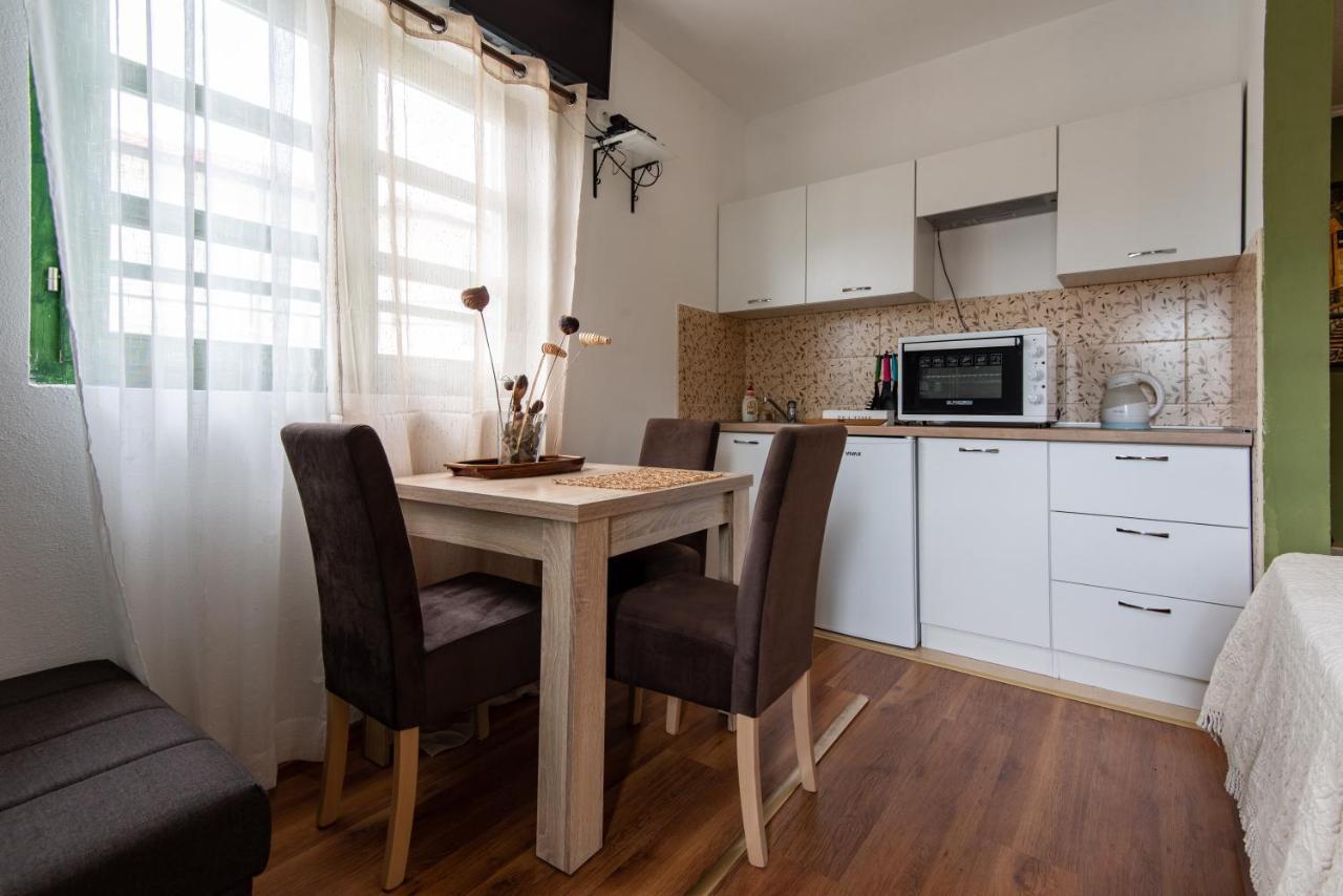 Apartments And Spa Miona Virpazar Bagian luar foto