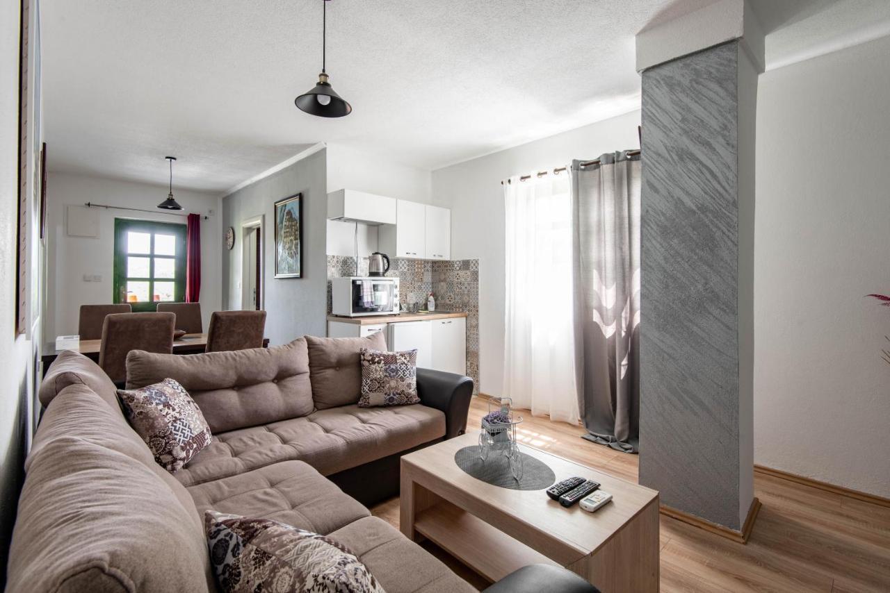 Apartments And Spa Miona Virpazar Bagian luar foto