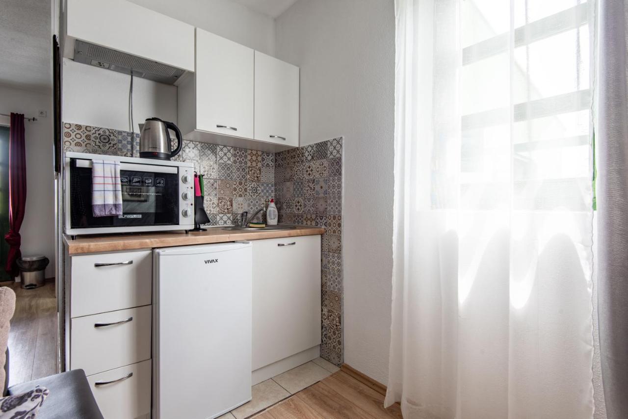 Apartments And Spa Miona Virpazar Bagian luar foto