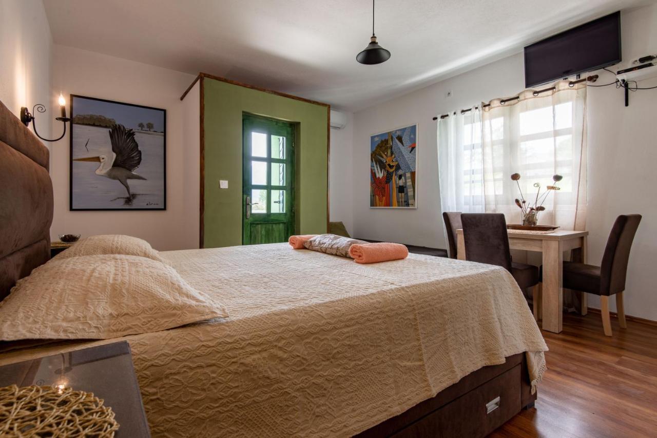 Apartments And Spa Miona Virpazar Bagian luar foto