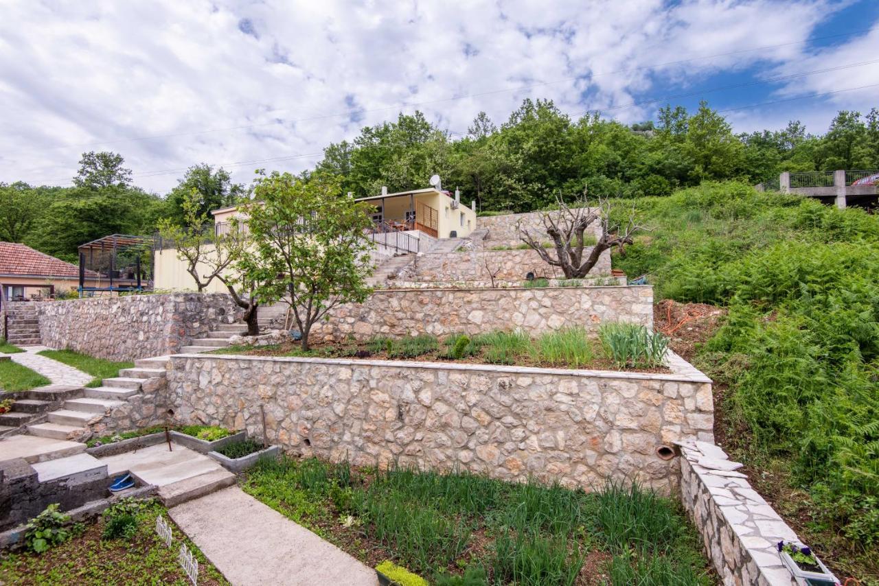 Apartments And Spa Miona Virpazar Bagian luar foto