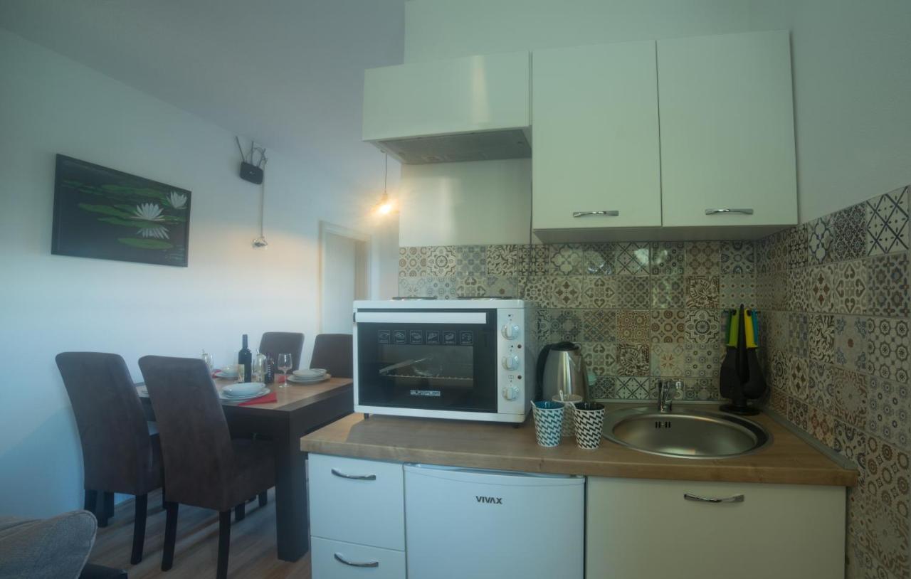 Apartments And Spa Miona Virpazar Bagian luar foto